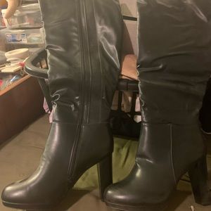 Torrid Tall Black Boots